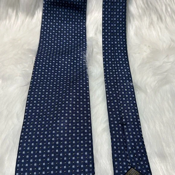 NWT Brooks Brothers Elegant Blue Patterned Men's Tie - Picture 7 of 7